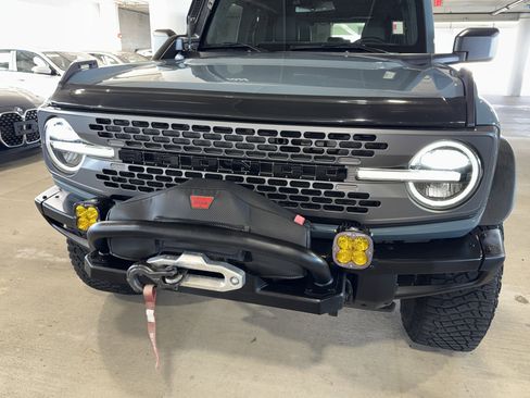 Used 2022 Ford Bronco Everglades image 35