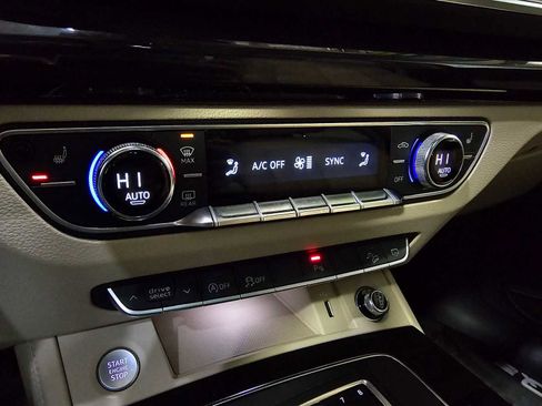 Used 2019 Audi Q5 2.0T Premium Plus w/ Premium Plus Package image 30