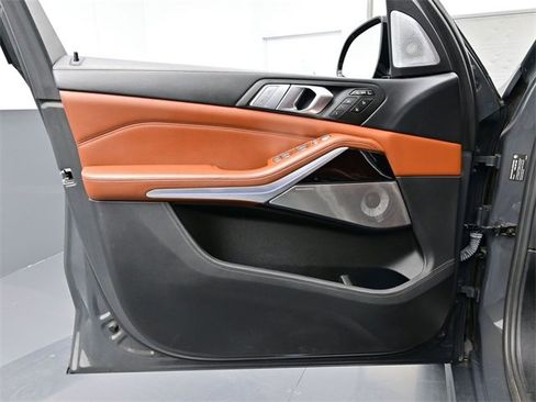 Used 2021 BMW ALPINA XB7 image 7