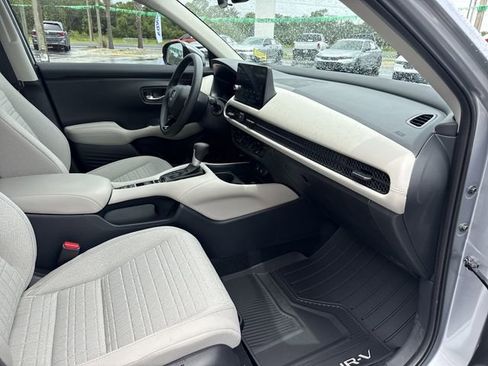 New 2027 Honda HR-V LX image 16