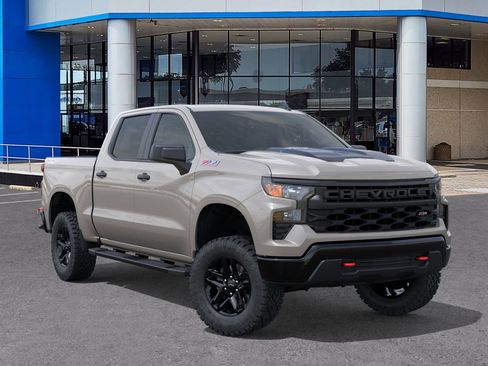 New 2026 Chevrolet Silverado 1500 Custom Trail Boss w/ LPO, Dark Essentials Package image 7