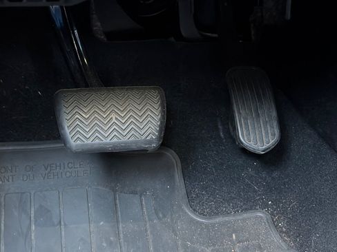 Used 2019 Toyota Prius Prime Premium image 44