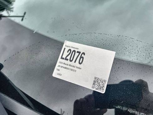 Used 2025 MAZDA MAZDA3 s FWD image 33