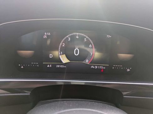 Used 2023 Volkswagen Tiguan SE R-Line FWD image 28