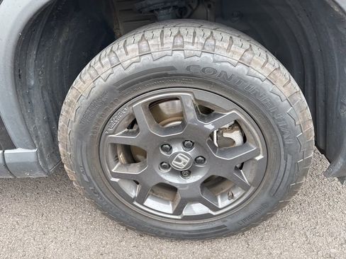 Used 2023 Honda Pilot TrailSport image 27
