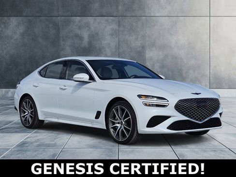 Used 2025 Genesis G70 2.5T image 1