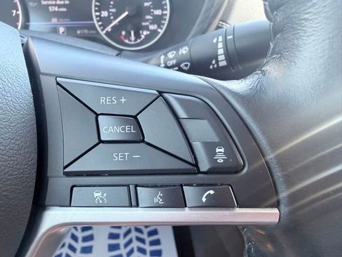 Certified 2022 Nissan Sentra SV w/ Trunk Package FWD image 11