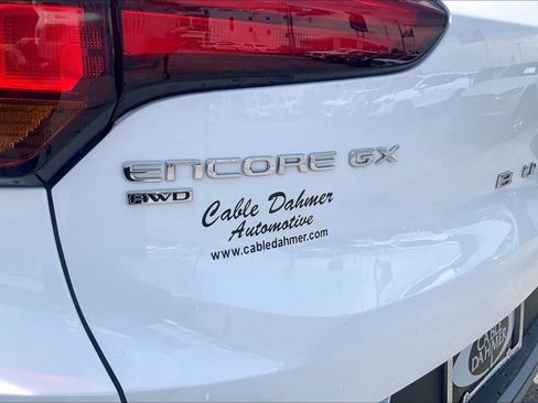 Used 2025 Buick Encore GX Preferred AWD/4WD image 28