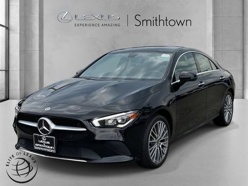 Used 2023 Mercedes-Benz CLA 250 4MATIC image 8