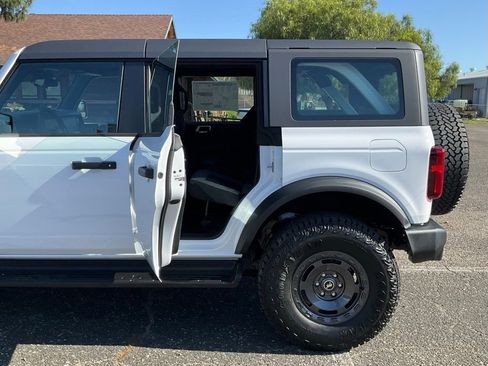 New 2025 Ford Bronco 4-Door w/ Sasquatch Package image 30