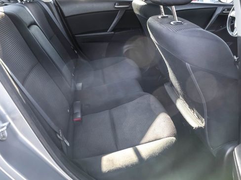 Used 2012 MAZDA MAZDA3 i Touring image 30