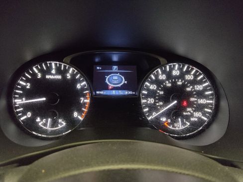 Used 2020 Nissan Pathfinder SL FWD image 23