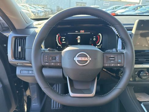 New 2026 Nissan Pathfinder SL w/ SL Premium Package image 27