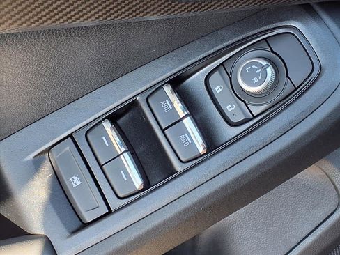 New 2025 Subaru Crosstrek 2.5i Limited image 21