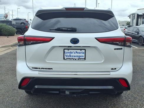 Used 2022 Toyota Highlander Bronze Edition image 6