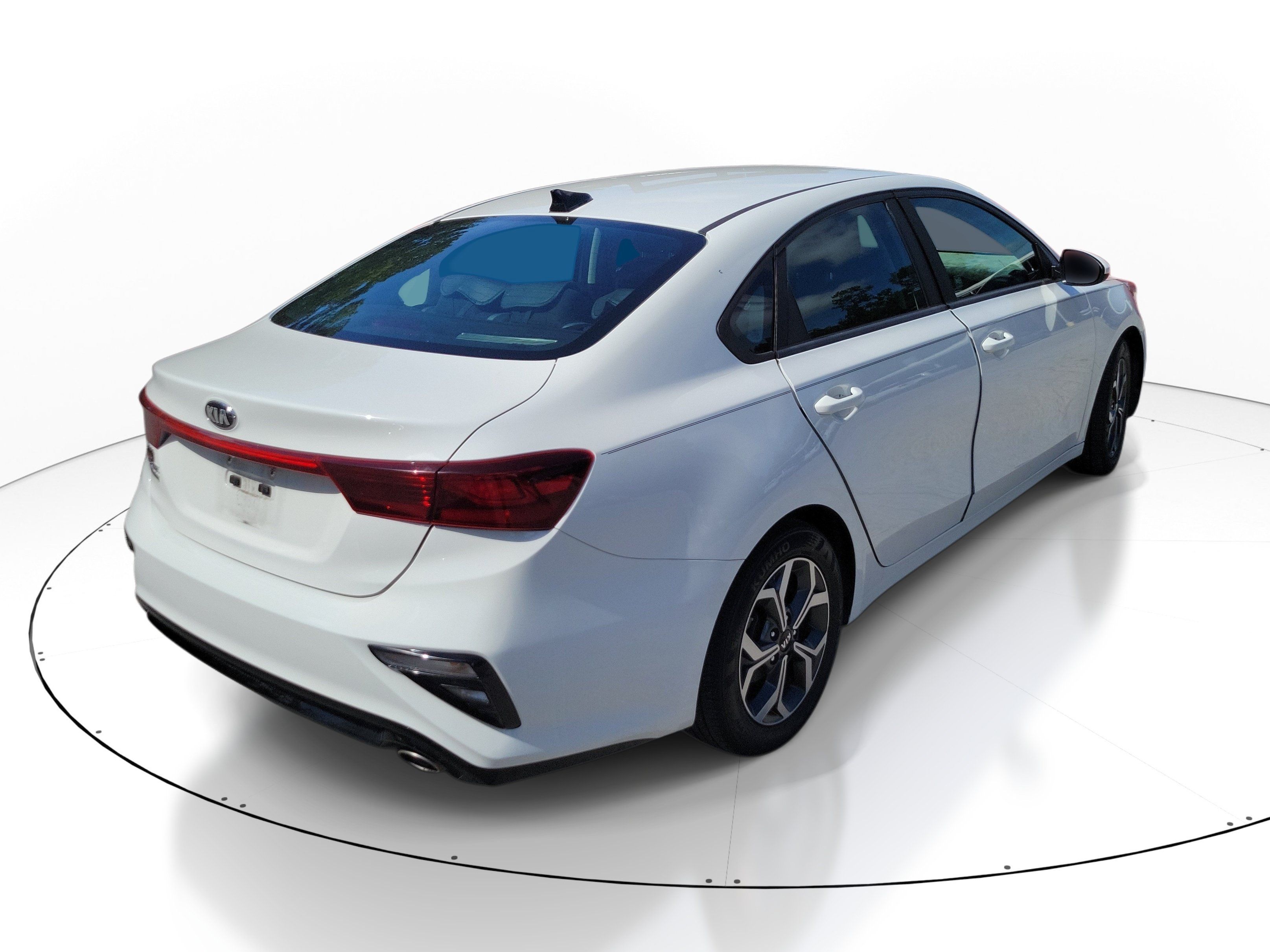 Used 2020 Kia Forte LXS FWD image 2