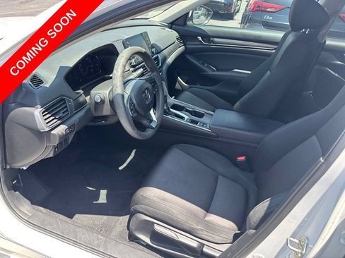 Used 2019 Honda Accord LX image 14