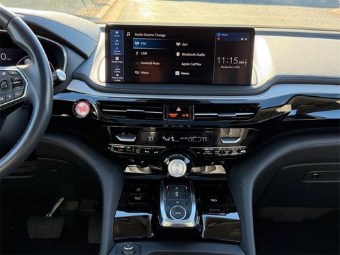 Certified 2025 Acura MDX w/ Technology Package image 12