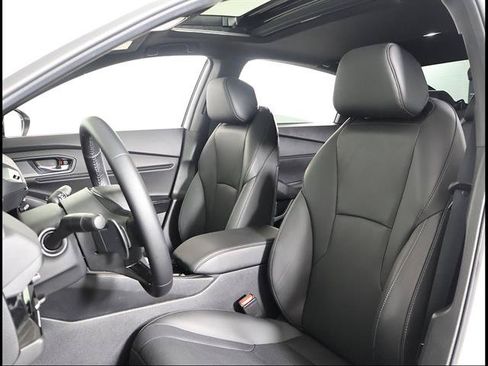 Used 2025 Honda Accord Sport image 7