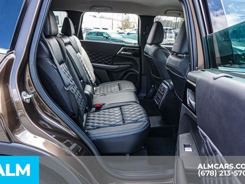 Used 2023 Mitsubishi Outlander SEL image 24