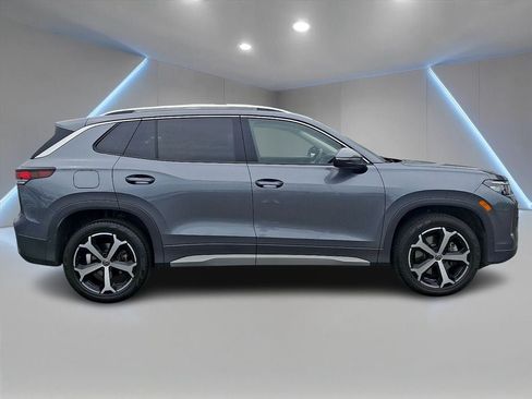 Used 2024 Volkswagen Atlas Cross Sport SEL R-Line AWD/4WD image 7