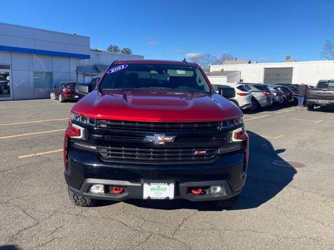 Used 2021 Chevrolet Silverado 1500 LT Trail Boss w/ LPO, Dark Essentials Package image 2