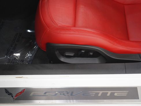 Used 2015 Chevrolet Corvette Stingray Coupe w/ 2LT Preferred Equipment Group image 15