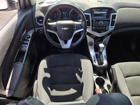 Used 2013 Chevrolet Cruze LT w/ Technology Package image 9
