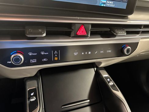 New 2026 Kia Sorento EX AWD/4WD image 19