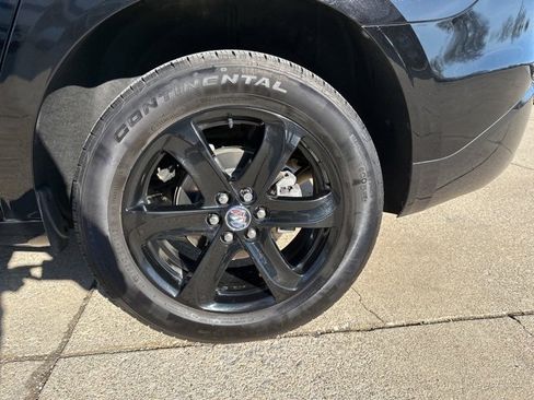 Used 2023 Buick Enclave Essence w/ Sport Touring Edition image 30