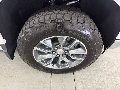 Used 2026 Chevrolet Silverado 1500 LT image 5