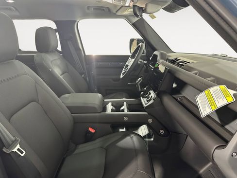 New 2026 Land Rover Defender 110 S AWD/4WD image 15