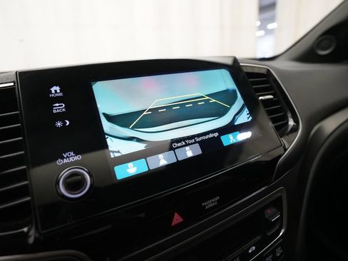 Used 2025 Honda Passport EX-L image 20