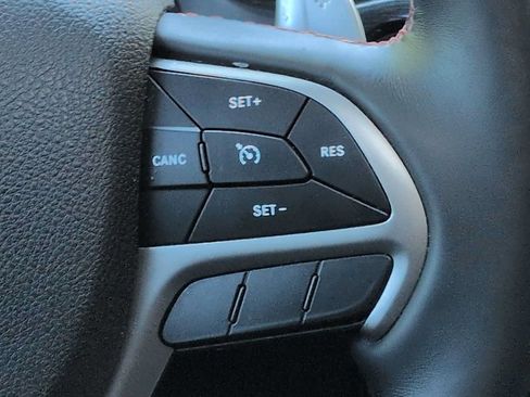 Used 2017 Jeep Grand Cherokee Trailhawk AWD/4WD image 27