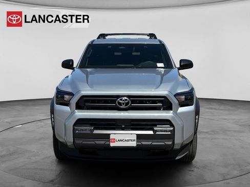 New 2026 Toyota 4Runner SR5 AWD/4WD image 2