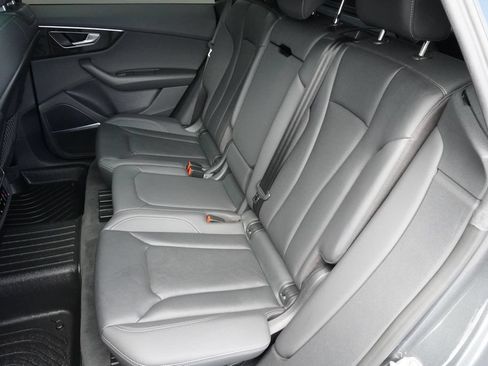 Used 2021 Audi Q8 Premium Plus w/ Premium Plus Package AWD/4WD image 30