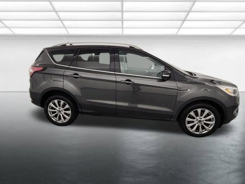 Used 2018 Ford Escape Titanium AWD/4WD image 8