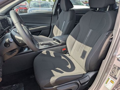 New 2025 Hyundai Elantra Sport image 4