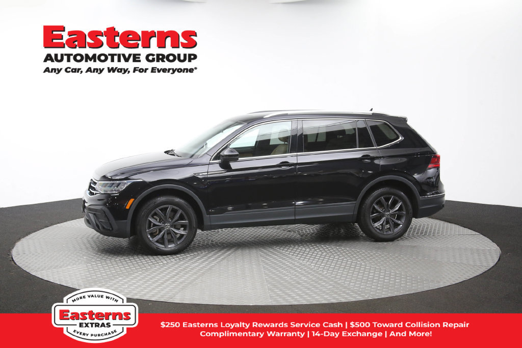 Used 2023 Volkswagen Tiguan SE AWD/4WD image 60