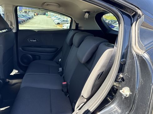 Used 2020 Honda HR-V LX image 31