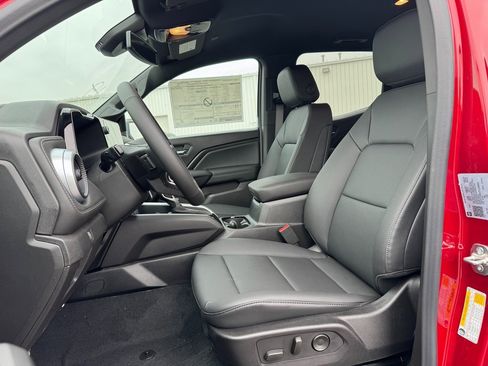 New 2026 Chevrolet Colorado LT image 9