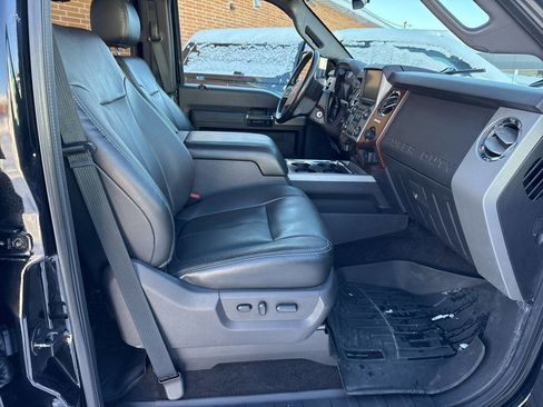 Used 2016 Ford F350 Lariat w/ Chrome Package image 29