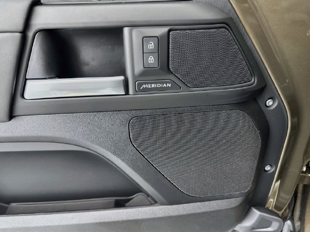 New 2026 Land Rover Defender 110 S AWD/4WD image 19