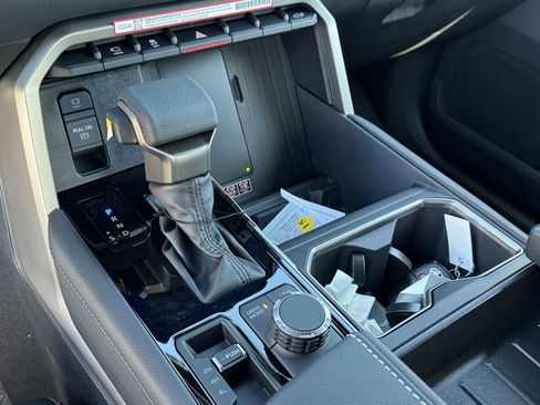 New 2026 Toyota Tundra Limited image 19