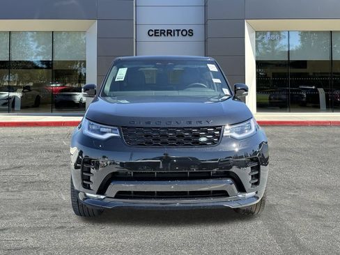 Certified 2025 Land Rover Discovery Dynamic SE AWD/4WD image 2