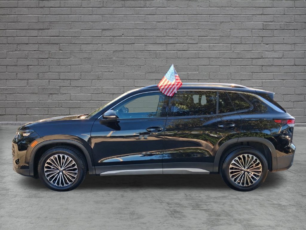 Used 2026 Volkswagen Tiguan S w/ 18" Wheel Package FWD image 4