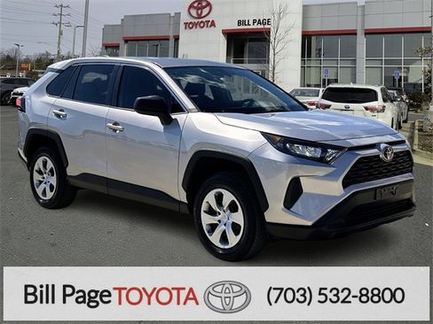 Certified 2022 Toyota RAV4 LE image 1
