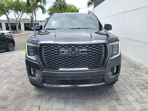 Used 2023 GMC Yukon XL Denali Ultimate w/ LPO, Floor Liner Package AWD/4WD image 2