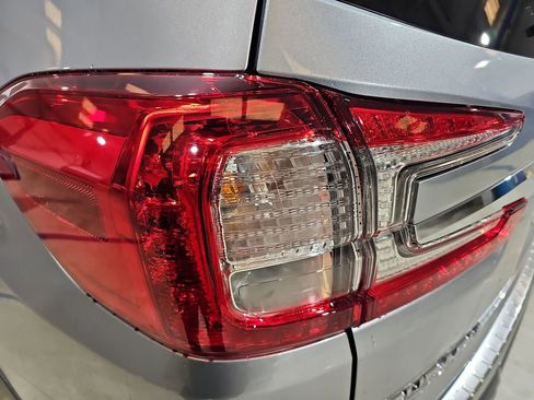 New 2026 Subaru Ascent Limited AWD/4WD image 36