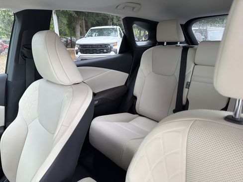 Used 2023 Lexus RX 350 Premium w/ Cold Area Package FWD image 17